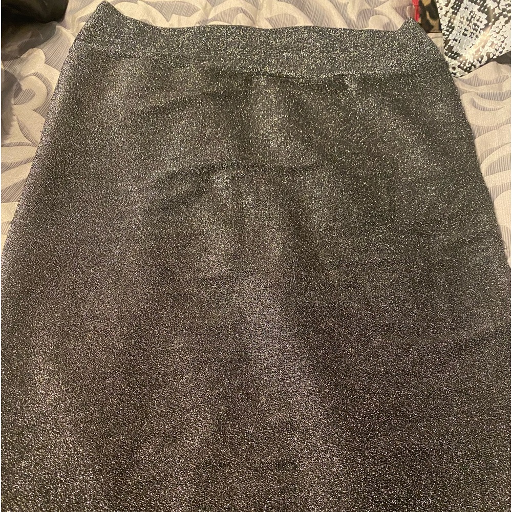 Silver pencil skirt